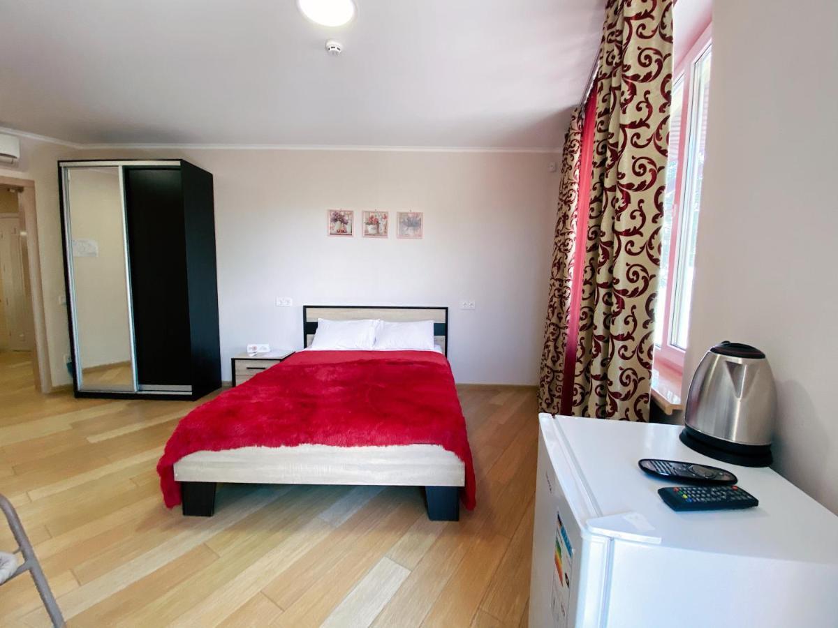 Hotel Tsvetok Odessa Esterno foto