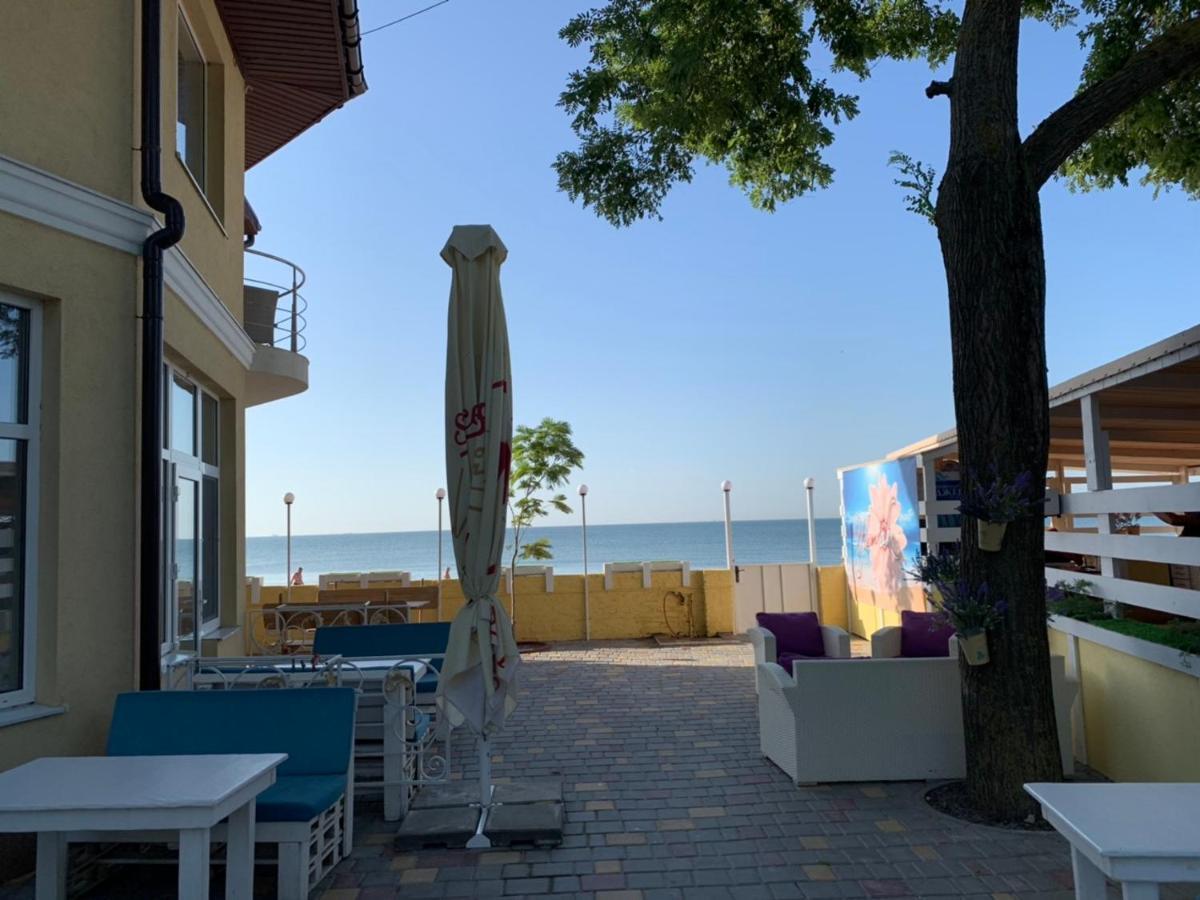 Hotel Tsvetok Odessa Esterno foto