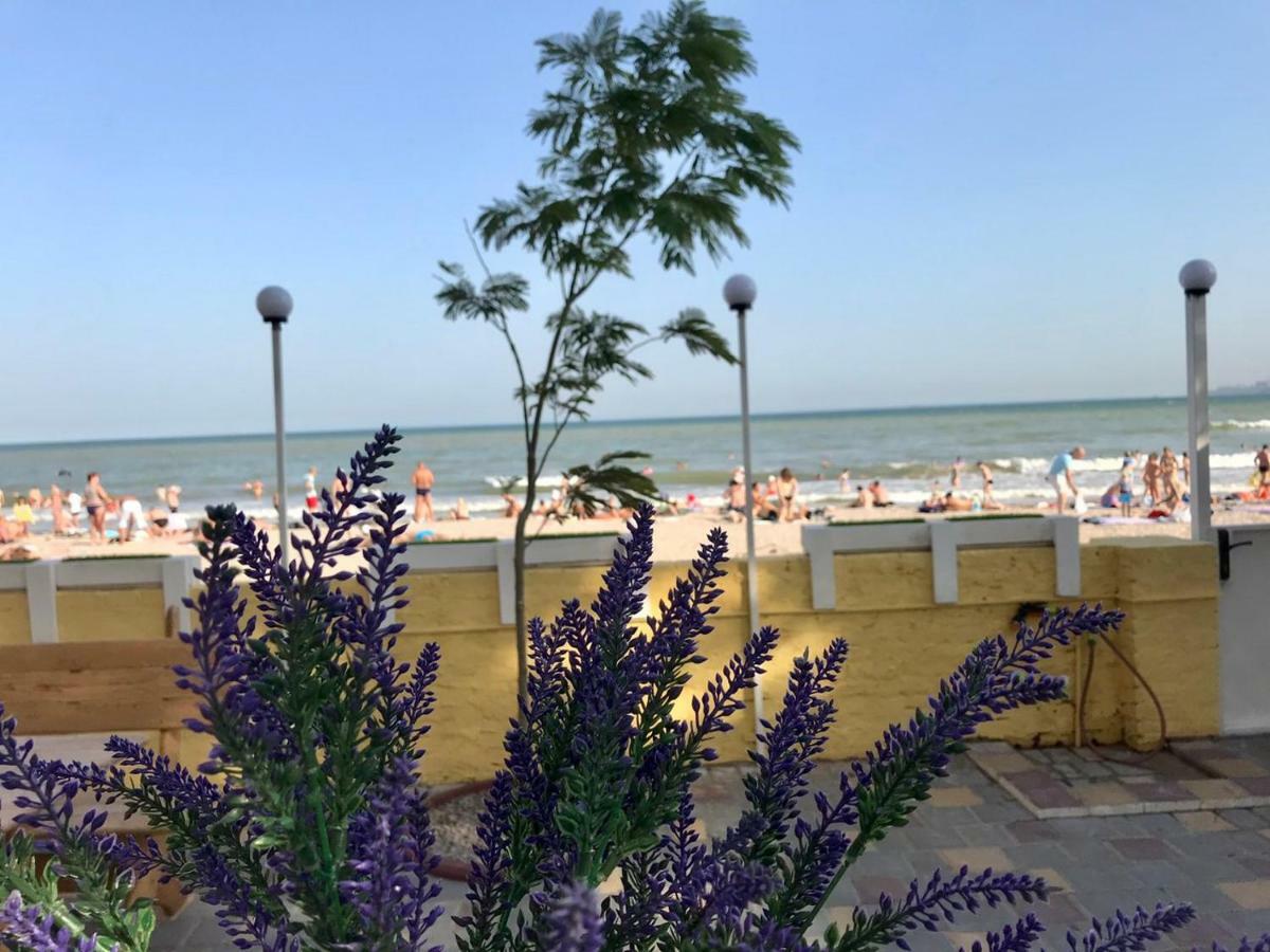Hotel Tsvetok Odessa Esterno foto